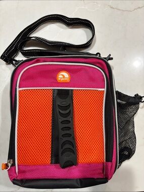 Igloo Vertical Insulated Gray Lunch Bag Cooler